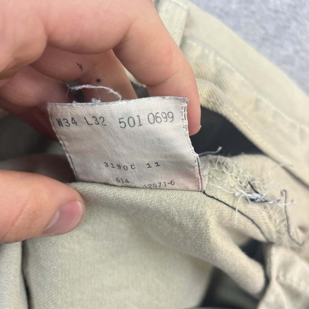 Levis 501 Jeans Mens 32x30 Vintage Made USA Tan khaki Button Fly Straight 1999 - Picture 9 of 16